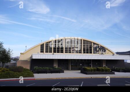 Vue générale du gymnase de l'école secondaire de Newbury Park, le mercredi 6 janvier 2020, à Newbury Park, en Californie. Banque D'Images