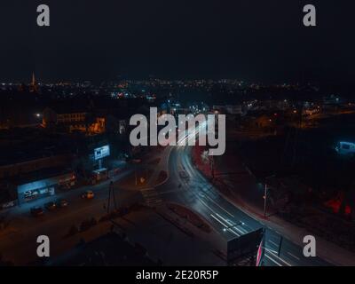 Aidok de l'air sur le panorama de nuit de la ville Banque D'Images