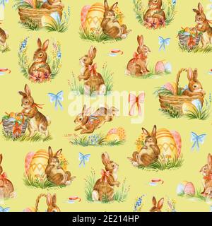 Motif sans couture avec concept Pâques printanier. Motif aquarelle de Pâques avec lapins et paniers mignons isolés sur fond jaune. Pour la décoration, l'impression, Banque D'Images