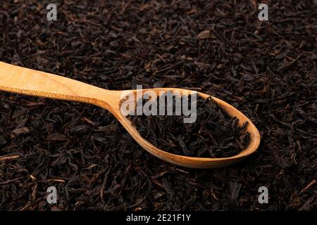 Le thé sec laisse le fond ou la texture, le motif de thé noir Banque D'Images