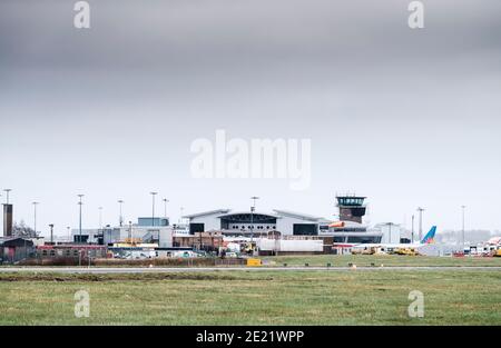 Aéroport de Leeds Bradford (LBA), West Yorkshire, Royaume-Uni Banque D'Images