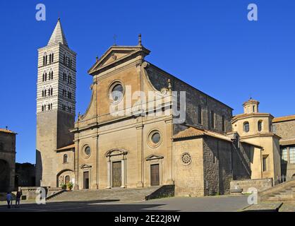 Viterbe, Latium, Italie. Cattedrale di San Lorenzo (Cathédrale : 12thC, roman. Restauré 14thC, gothique) Banque D'Images