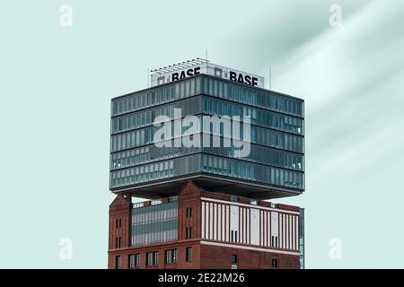 Berlin, Allemagne - le 29 juillet 2019 : BASF Services Europe GmbH immeuble de bureaux dans la zone de Friedrichshain Banque D'Images