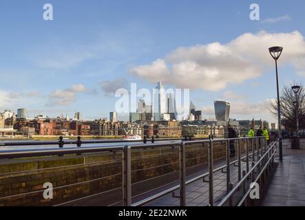 Vue sur la ville de Londres en journée Banque D'Images