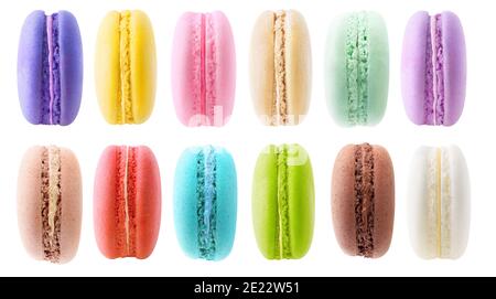 Collection de 12 macarons multicolores isolés sur fond blanc Banque D'Images