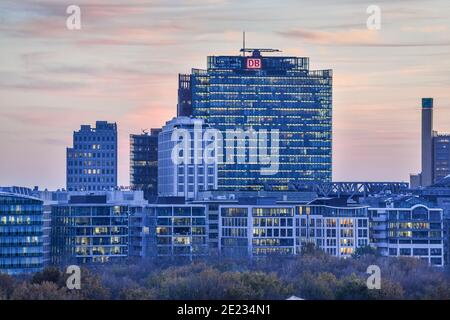 Bahntower, Potsdamer Platz, Tiergarten, Mitte, Berlin, Deutschland Banque D'Images