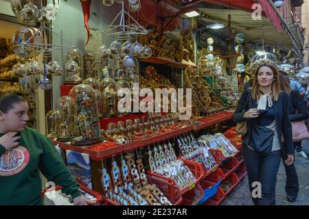 Krippenstrasse, Via San Gregorio Armeno, Napoli, Italie Banque D'Images