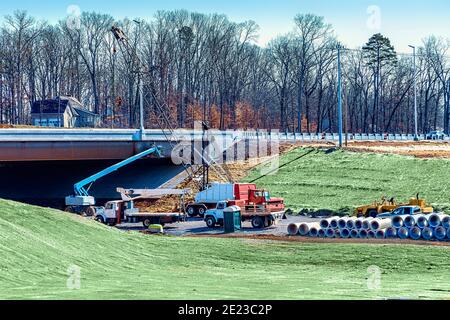 Plan horizontal des travaux de construction sur un passage supérieur de pont. Banque D'Images