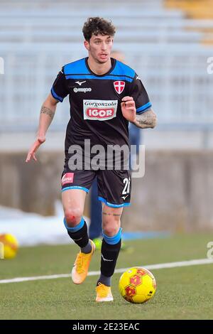 Novara, Italie. 10 janvier 2021. Andrea Cisco (#26 Novara) pendant le match italien série C entre Novara Calcio 1908 et Olbia Calcio 1905 Cristiano Mazzi/SPP crédit: SPP Sport Press photo. /Alamy Live News Banque D'Images