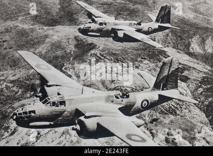 La Royal Air Force est la maîtresse du ciel. En survolant les montagnes de la Tunisie, l'attaque des bombardiers Boston les aérodromes de l'axe. Banque D'Images