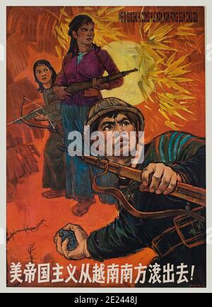 Affiche de propagande rétro du Parti communiste chinois. Chine. 1950-1960, l'impérialisme américain doit être chassés du sud du Vietnam! Banque D'Images