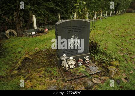 Le cimetière des nourrissons à l'abbaye de Sean Ross à Roscrea, Tipperary, qui était mère et maison de bébé exploitée par les Sœurs des coeurs sacrés de Jésus et de Marie de 1930 à 1970. Banque D'Images