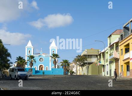 Igreja Nossa Senhora da Conceicao. Sao Filipe, la capitale de l'île. L'île de Fogo (Ilha do Fogo), qui fait partie du Cap-Vert dans l'Atlantique central. Banque D'Images