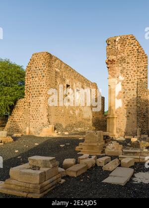 Ruine de la cathédrale se. Cidade Velha, centre historique de Ribeira Grande, classé au patrimoine mondial de l'UNESCO. Île de Santiago (Ilha de Santiag Banque D'Images