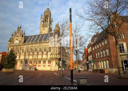 L'impressionnant Stadhuis (hôtel de ville) de style gothique, situé sur la place principale de Middelburg, Zeeland, pays-Bas Banque D'Images