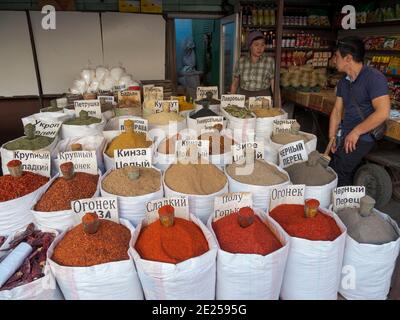 Osch-Bazar. La capitale Bichkek . Asie, Asie centrale, Kirghizistan Banque D'Images