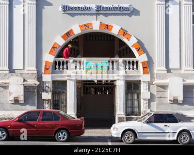 Mercado Municipal. Ville Mindelo, un port maritime sur l'île de Sao Vicente, Cap-Vert dans l'atlantique équatorial. Afrique, avril Banque D'Images