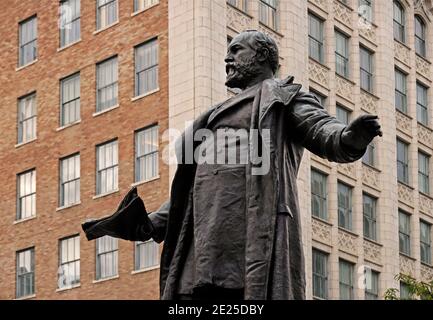 Statue James Garfield dans le centre-ville de Cincinnati, Ohio Banque D'Images