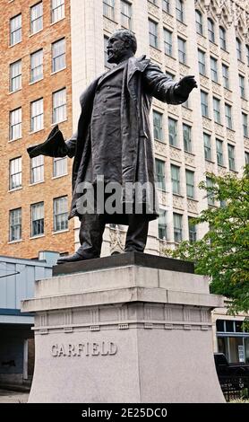 Statue James Garfield dans le centre-ville de Cincinnati, Ohio Banque D'Images