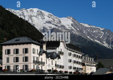 Alpes françaises en été. Village de Saint Gervais-les-bains. France. Banque D'Images