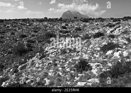 À la recherche de Cap Santa Antoni vers la montagne Montgo Dénia, Costa Blanca, Espagne Banque D'Images