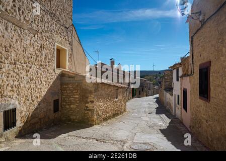 Architecture traditionnelle à Fuendetodos, un petit village de la province de Saragosse, en Espagne. Il est connu pour être le berceau du peintre Franc Banque D'Images