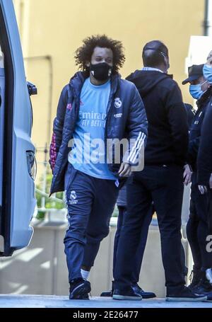 12 de enero del 2021 (Malaga) El equipo de futbol del Real Madrid lega a el Gran Hotel Miramar que es su Hotel de concentracion durante 3 dias ante de la semifinal de la Supercopa que se jugara en la Rosaleda de Malaga ante el Athletic de Bilbao janvier 12, 2021 (Malaga) l'équipe de football du Real Madrid arrive au Gran Hotel Miramar, qui est son hôtel de concentration pendant 3 jours avant la demi-finale de la Super Cup qui sera jouée à la Rosaleda de Malaga contre l'Athlétique Bilbao Lorenzo Carnero / Cordo Press Cordo Press Banque D'Images