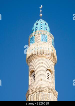 La nouvelle mosquée de Soulaiman. Ville Osh dans la vallée de Fergana près de la frontière avec l'Ouzbékistan. Asie, Asie centrale, Kirghizistan Banque D'Images