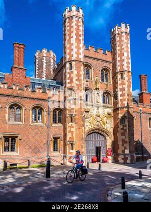 St John's College de Cambridge - La grande porte St John's College, Université de Cambridge - achevé en 1516. Tourisme Cambridge / la ville historique de Cambridge. Banque D'Images