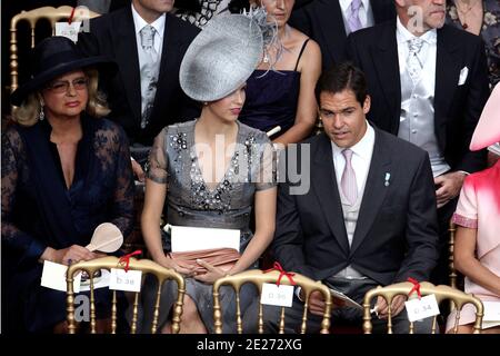 La princesse Virginia ira von Furstenberg, duc d'Anjou Louis de Bourbon, sa femme assiste au mariage du prince Albert II de Monaco et de Charlene Wittstock dans la cour d'Honneur au Palais de Monte Carlo, Monaco, le 02 juillet 2011. Photo de Frédéric Nebinger/ABACAPRESS.COM Banque D'Images