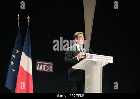 Le président français Nicolas Sarkozy prononce son discours lors de la Conférence internationale 2011 de l'Association Alzheimer (AAIC 2011), à Paris, France, le 20 juillet 2011, le premier forum annuel présentant les dernières recherches des plus grands scientifiques du monde dans le domaine de la maladie d'Alzheimer. L'impact de la maladie d'Alzheimer et de la démence représente une crise internationale. Photo par Alfred/Pool/ABACAPRESS.COM Banque D'Images