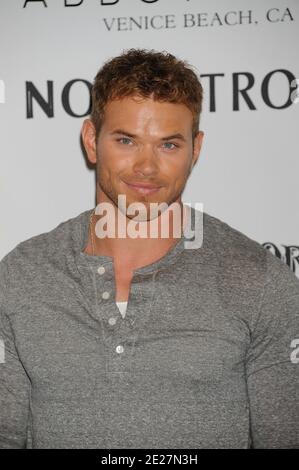 Kellan Lutz participe au lancement des collections d'automne principales Dylan George & Abbot qui se sont tenues à Nordstrom au Grove à Los Angeles, Californie, États-Unis, le 11 août 2011. Photo par Graylock/ABACAPRESS.COM Banque D'Images