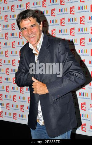 Tex participe à la conférence de presse annuelle de la chaîne de télévision française France 2 pour marquer le début de la saison 2011/2012, au Théâtre du rond-point à Paris, France, le 5 septembre 2011. Photo Thierry Plessis/ABACAPRESS.COM Banque D'Images