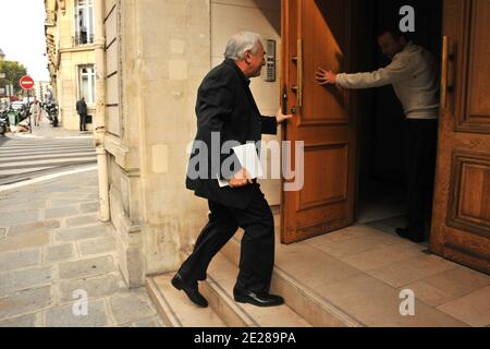 Dominique Strauss-Kahn vient rendre visite à son avocat Jean Veil à Paris, en France, le 7 septembre 2011. Photo par ABACAPRESS.COM Banque D'Images