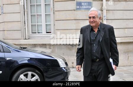 Dominique Strauss-Kahn vient rendre visite à son avocat Jean Veil à Paris, en France, le 7 septembre 2011. Photo par ABACAPRESS.COM Banque D'Images