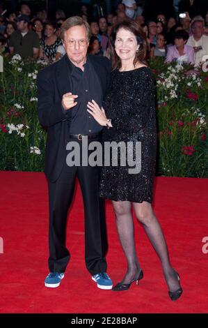 Le réalisateur William Friedkin et Sherry Lansing arrivent pour le tapis rouge de la première de 'Killer Joe' lors du 68e Festival International du film de Venise au Palazzo del Casino le 8 septembre 2011 à Venise, Italie. Photo de Nicolas Genin/ABACAPRESS.COM Banque D'Images