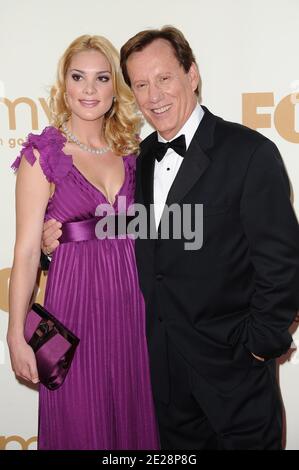 James Woods et Ashley Madison assistent à la 63e édition annuelle des Primetime Emmy Awards, qui a eu lieu au Nokia Theatre L.A. Vivre à Los Angeles, CA, Etats-Unis le 18 septembre 2011. Photo de Lionel Hahn/ABACAPRESS.COM Banque D'Images