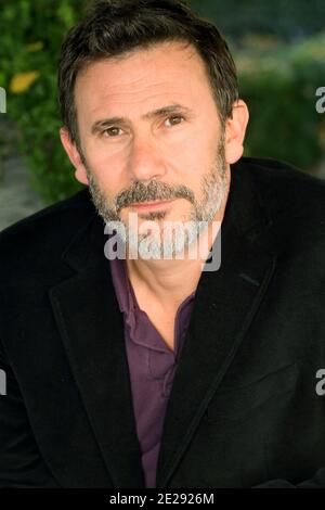 Le réalisateur français Michel Hazanavicius pose le 27 septembre 2011 à l'Hôtel Gantois à Lille, dans le nord de la France, après une conférence de presse pour présenter le dernier film de Hazanavicius 'l'artiste'. Photo de Sylvain Lefevre/ABACAPRESS.COM Banque D'Images