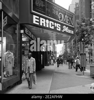 Scène de rue. Philadelphie, États-Unis, 1976 Banque D'Images