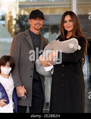 Madrid, Espagne. 13 janvier 2021. Jose Maria Gutierrez (Guti) et Romina Belluscio présentent leur fils Romeo, Madrid 13 janvier 2021 crédit: CORDON PRESSE/Alay Live News Banque D'Images