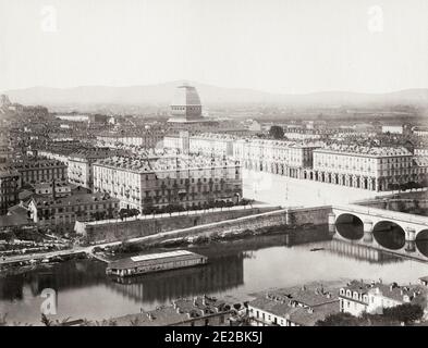 Photographie du XIXe siècle : Turin, Turin, Italie, vue depuis le Monte dei Cappuccini sur le po, vers 1880 Banque D'Images