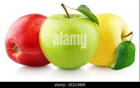 Pommes colorées avec feuilles isolées sur fond blanc. Pommes rouges, vertes et jaunes avec passe-cheveux. Profondeur de champ complète Banque D'Images