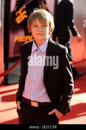 Dakota Goyo participe à la première de 'Real Steel' à Universal Studiosin Los Angeles, CA, USA, le 2 octobre 2011. Photo de Lionel Hahn/ABACAPRESS.COM Banque D'Images