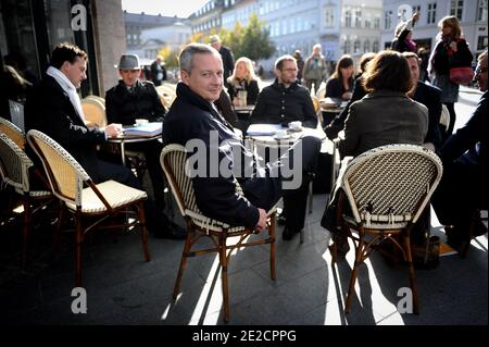 Exclusivité - le ministre français de l'Agriculture, Bruno le Maire, est photographié à Copenhague lors d'un voyage au Danemark le 12 octobre 2011. Photo de Nicolas Gouhier/ABACAPRESS.COM Banque D'Images