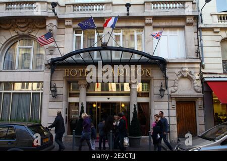 Hôtel Carlton un hôtel du palais de Lille, nord de la France, 15 octobre 2011. Plusieurs membres du personnel de l'hôtel ont été arrêtés ce mois-ci suite à des allégations selon lesquelles la prostitution enfantine y était conduite. Photo de Sylvain Lefevre/ABACAPRESS.COM Banque D'Images