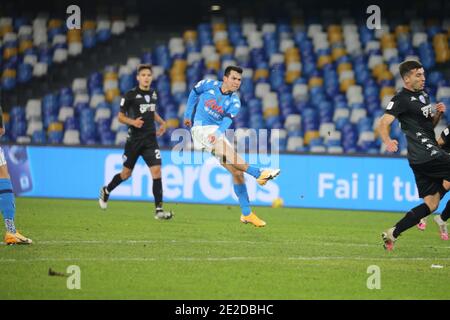 Naples, CAMPANIE, ITALIE. 13 janvier 2021. 13/01/2021 Napoli, Stadio Diego Armando Maradona, incontro di calcio valevole per il Coppa Italia 2020/21 tra SSC Napoli vs FC Sampdoria.in foto: LOZANO crédit: Fabio Sasso/ZUMA Wire/Alay Live News Banque D'Images