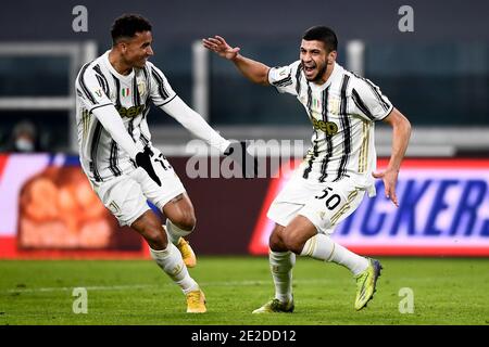 Turin, Italie. 13 janvier 2021. TURIN, ITALIE - 13 janvier 2021: Hamza Rafia de Juventus FC célèbre après avoir marquant un but lors du match de football de Coppa Italia entre Juventus FC et Genoa CFC. (Photo de Nicolò Campo/Sipa USA) crédit: SIPA USA/Alay Live News Banque D'Images