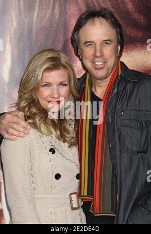 Kevin Nealon, Jack et Jill, film Premiere, Village Theatre, Westwood, Los Angeles, CA, Etats-Unis. 6 novembre 2011. (Photo : Kevin Nealon). Photo de Baxter/ABACAPRESS.COM Banque D'Images