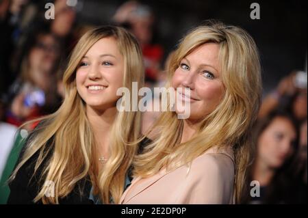 Heather Locklear et sa fille Ava Sambora ont assisté à la première de la « saga crépuscule : aube fracassant - partie 1 » de Summit Entertainment, qui s'est tenue au Nokia Theatre de Los Angeles, CA, États-Unis, le 14 novembre 2011. Photo de Lionel Hahn/ABACAPRESS.COM Banque D'Images