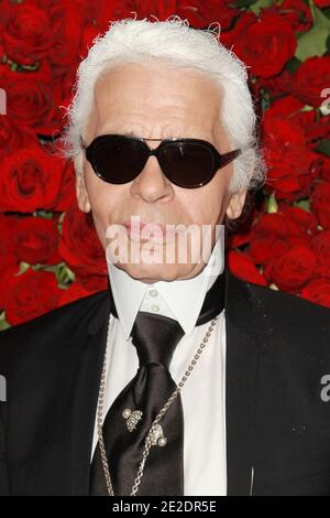 Le 15 novembre 2011, Karl Lagerfeld participe au 4e film annuel du Museum of Modern Art intitulé « UN hommage à Pedro Almodovar » au Museum of Modern Art de New York, New York, États-Unis. Photo par Elizabeth Pantaleo/ABACAPRESS.COM Banque D'Images